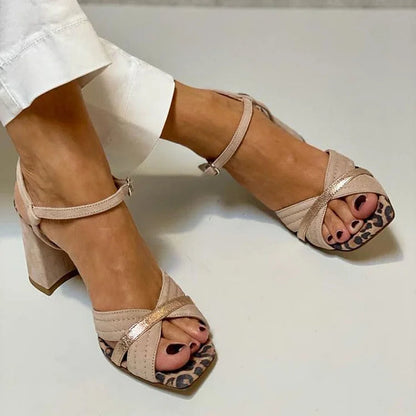 LORRIE | Sandalias de tacón con tiras cruzadas