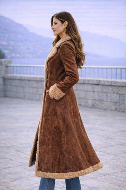 ABRIGO LUCÍA | Vera Montiel